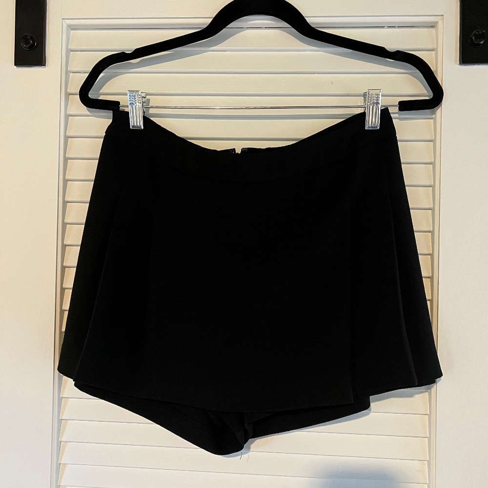 Skort